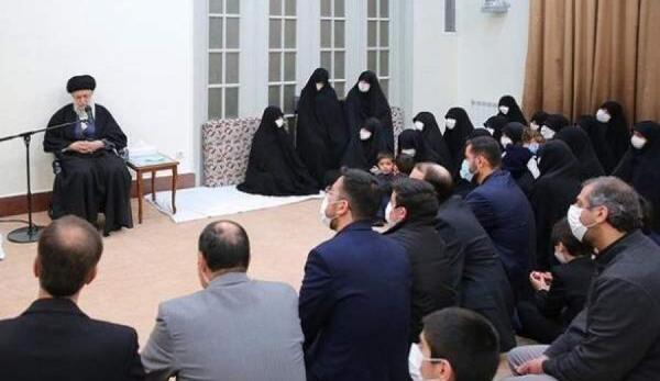 عکس با کیفیت از آیت الله مصباح یزدی