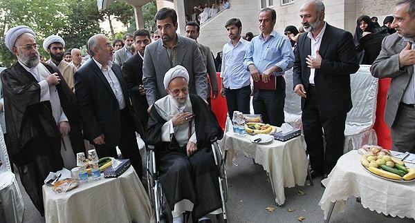 عکس با کیفیت از آیت الله مصباح یزدی