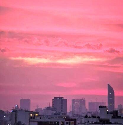 عکس از آسمان قرمز