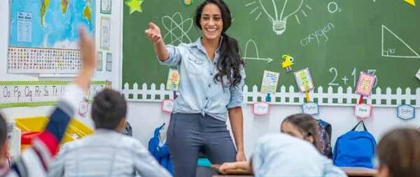 عکس پروفایل برای معلم زبان