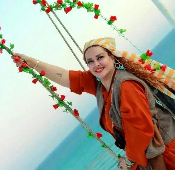 عکس بهاره رهنما در آمریکا