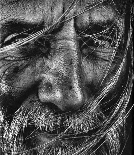 عکس چشم پیر برای سیاه قلم