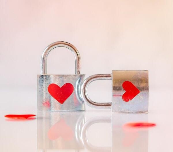 عکس پروفایل قلب عاشقانه زیبا