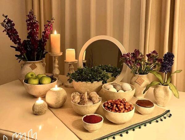 عکس چیدن سفره ی هفت سین