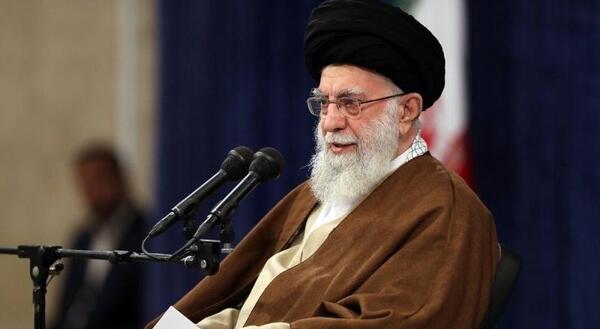 عکس آیت الله خامنه ای و امام خمینی