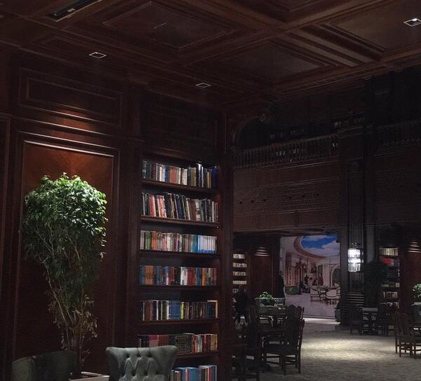 عکس کتابخانه ایران مال