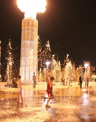 عکس پارک آب و آتش