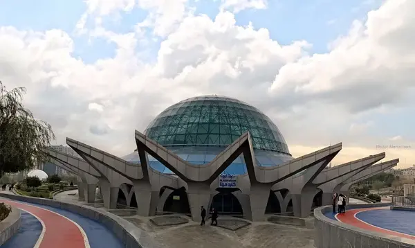 عکس آسمان نما اصفهان