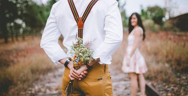 عکس دونفره بهاری عاشقانه