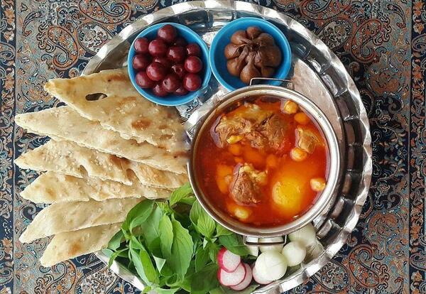 عکس آبگوشت فلفل همدان