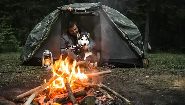 عکس آتش طبیعی در شب