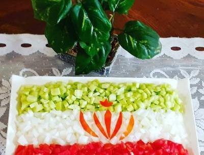 عکس پرچم ایران با خیار و گوجه و پنیر