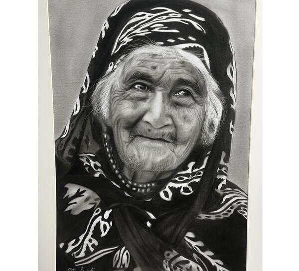 عکس چهره سیاه قلم حرفه ای