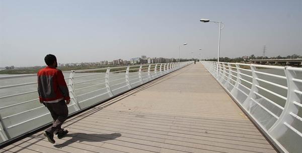 عکس از پل طبیعت اهواز
