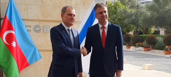 عکس سفارت ایران در آذربایجان