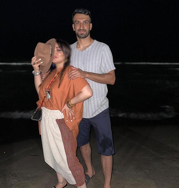 عکس عاشقانه کنار دریا شب