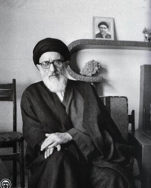 عکس آیت الله طالقانی با خانواده