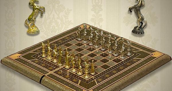 عکس حرکت اسب در شطرنج