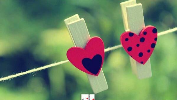 عکس قلب سیاه و قرمز