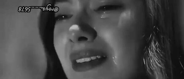 عکس پروفایل غمگین دخترانه گریه