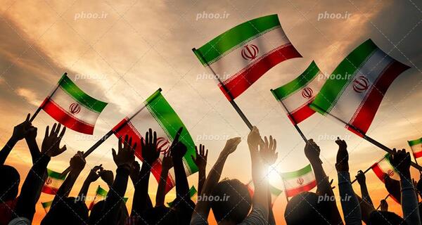 عکس مردم ایران با پرچم