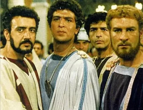 عکس بازیگر ایرانمنش