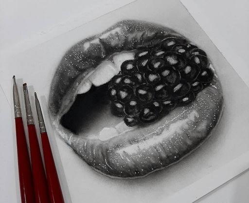 عکس لب برای سیاه قلم