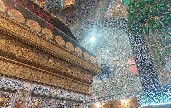 عکس چشم حرم امام حسین