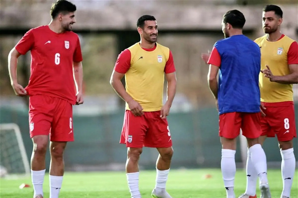 عکس فوتبال ایران و قطر