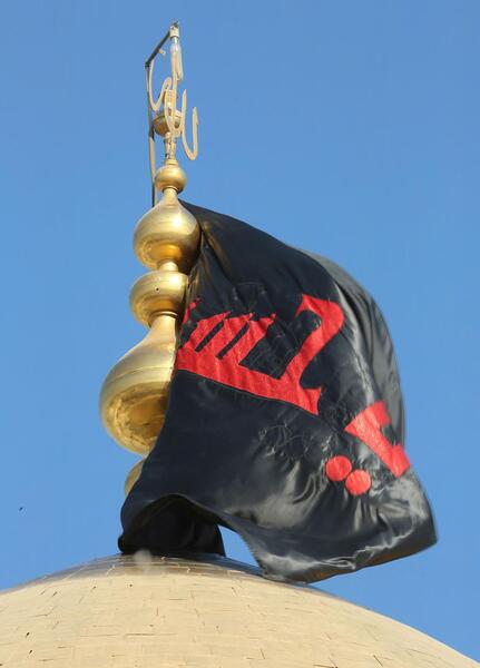 عکس امام حسین در آسمان کربلا