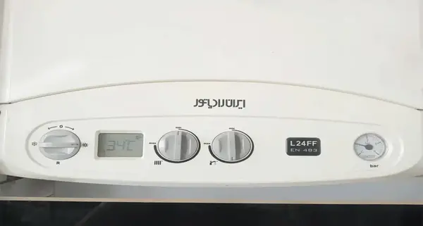عکس پکیج ایران رادیاتور مدل l24ff