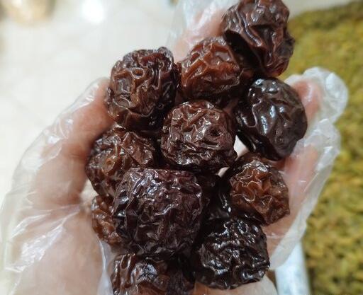 دانلود عکس آلو سیاه