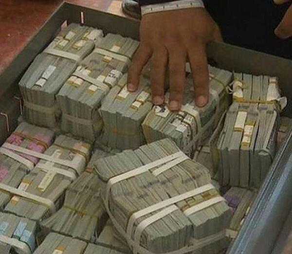 عکس پول ایرانی زیاد