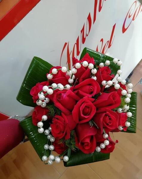 عکس گل عروس طبیعی