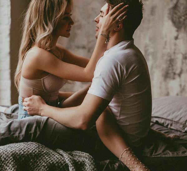 عکس عاشقانه تو بغل همدیگه
