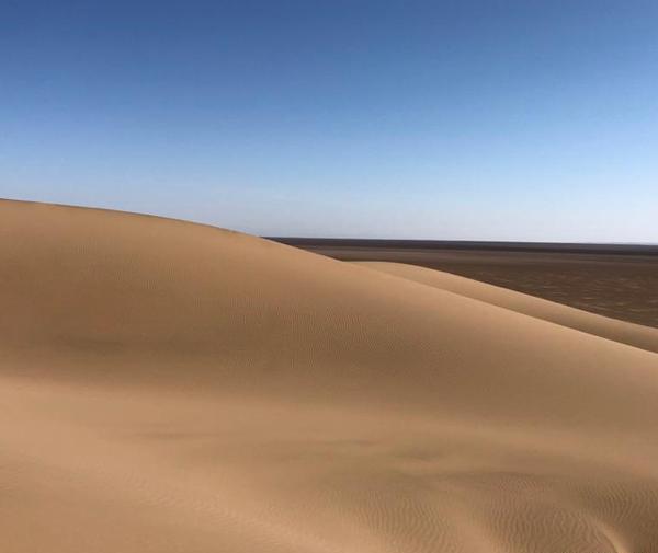 عکس کویر سیاه کوه
