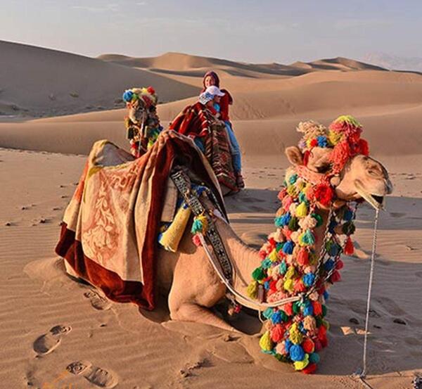 عکس کویر سیاه کوه