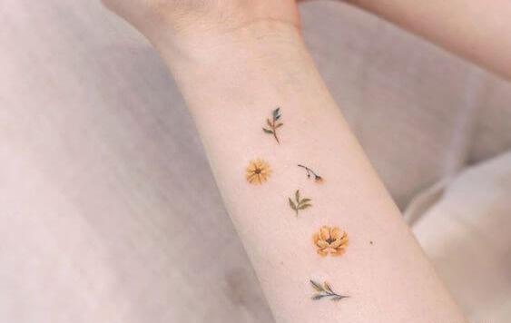 عکس گل کوچک برای تاتو
