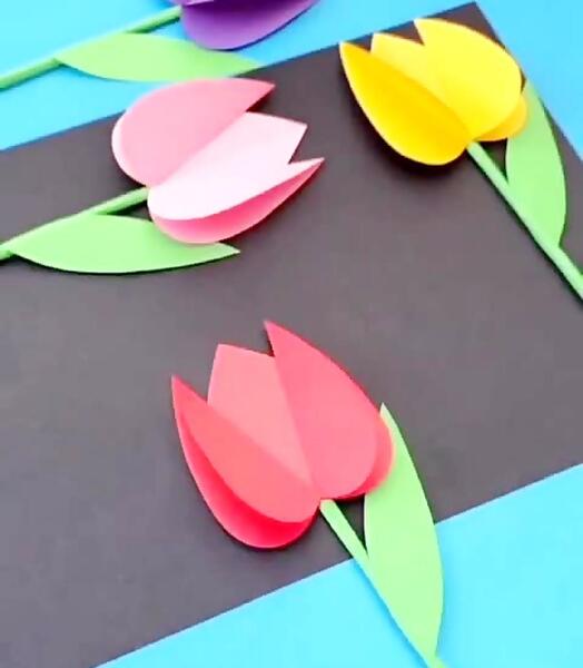 عکس گل لاله قرمز کاردستی