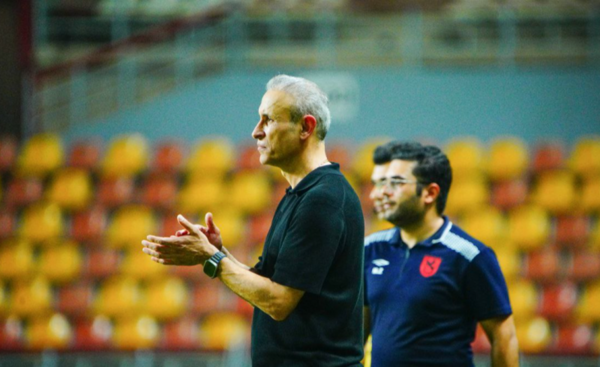 عکس گل محمدی یحیی