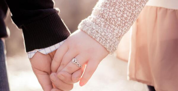 عکس عاشقانه دست در دست هم