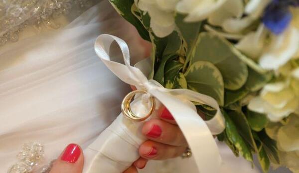 عکس گل خواستگاری با حلقه