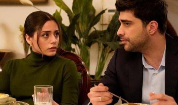 عکس گل که در شربت زغال اخته