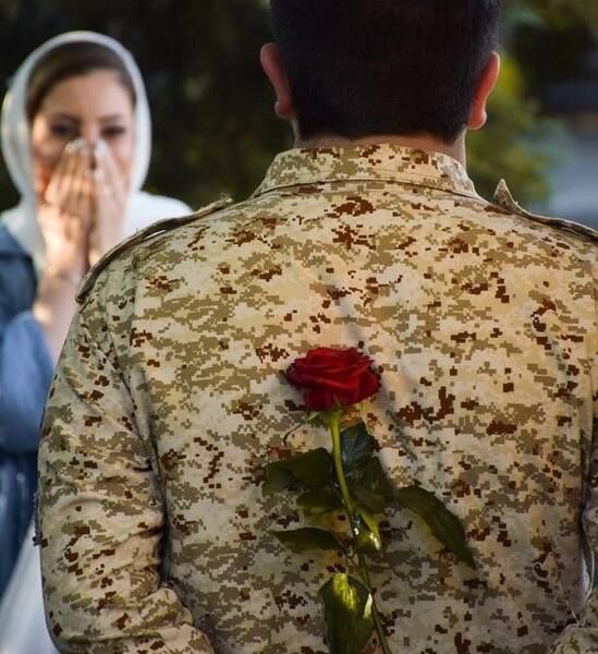 عکس سربازی غمگین بدون متن