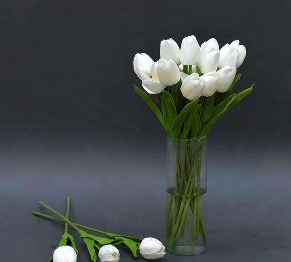 عکس گل شیپوری مصنوعی
