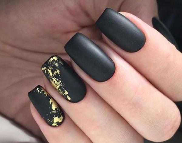 عکس لاک سیاه مات