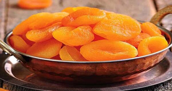 عکس میوه آلو سیاه