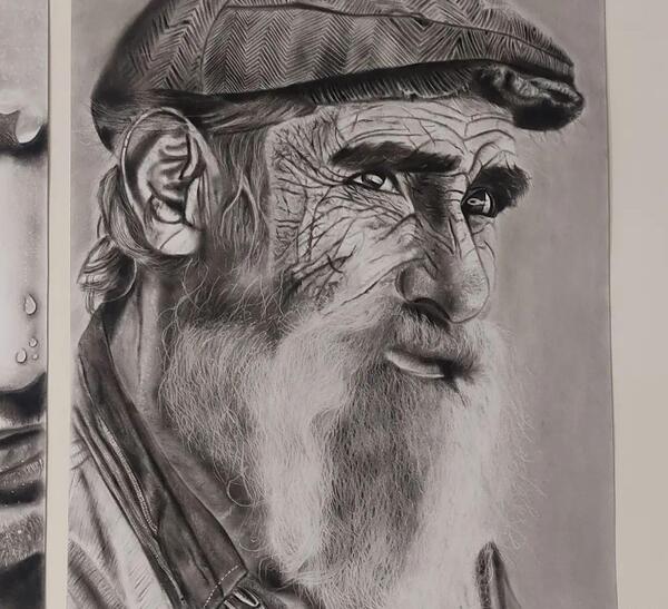 عکس سیاه قلم سردار قاسم سلیمانی