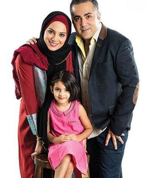عکس گلچهره در کوچه اقاقیا