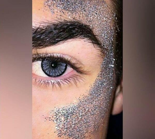 عکس عاشقانه چشم دونفره